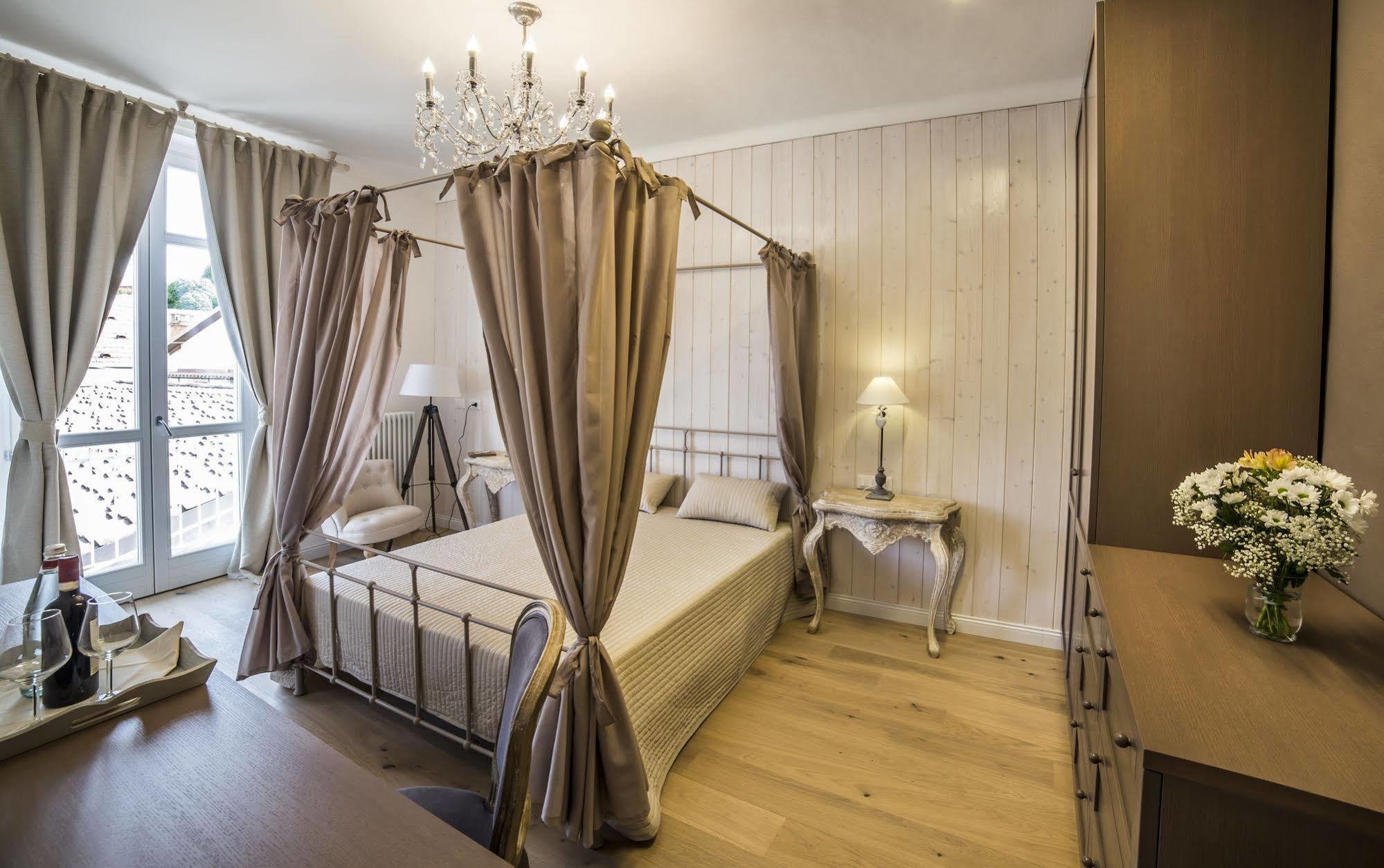 Casa Andrea Hotel La Morra Kültér fotó