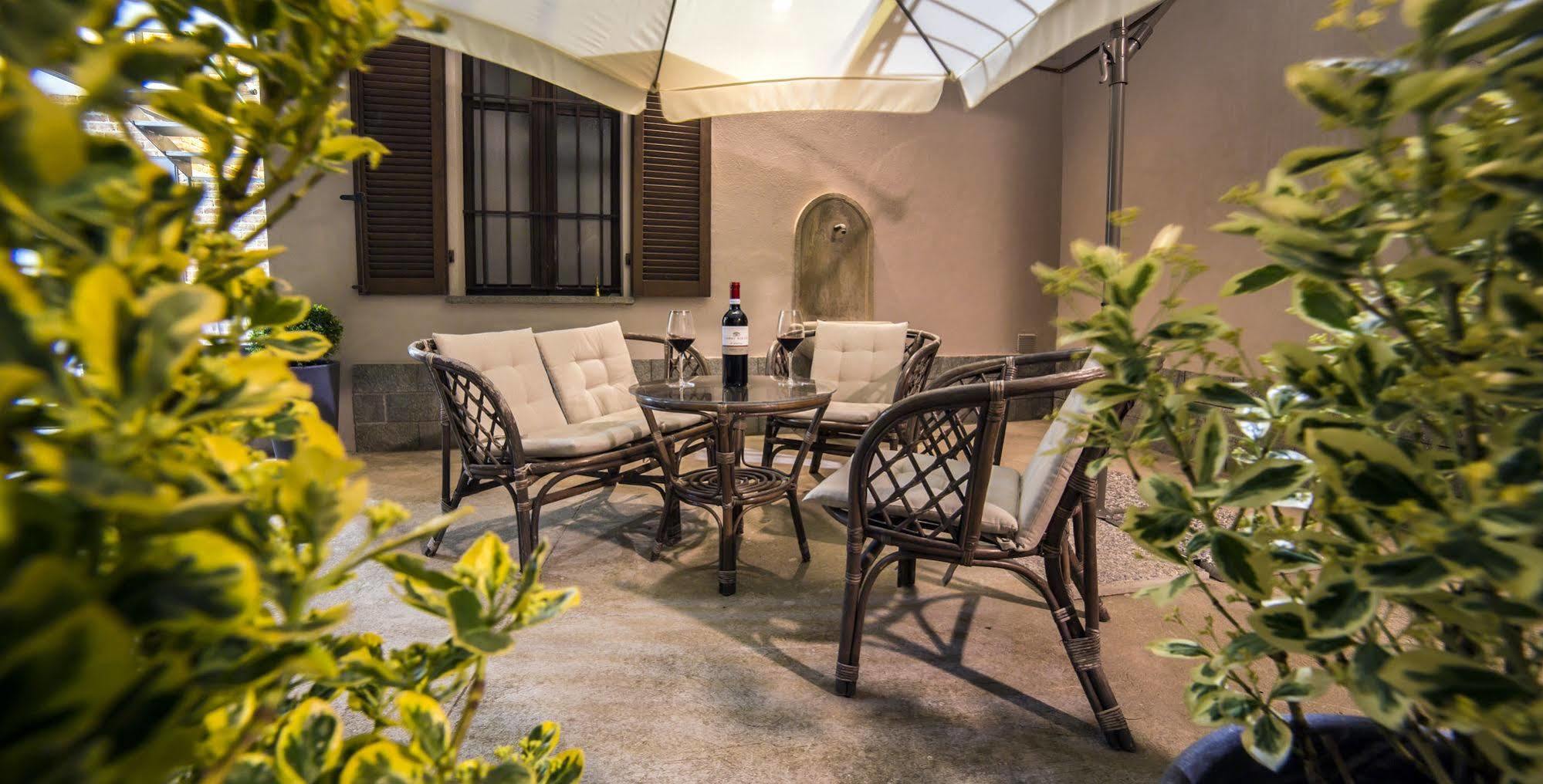 Casa Andrea Hotel La Morra Kültér fotó